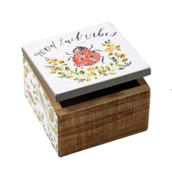 Primitives by Kathy Wood Trinket Box - Good Luck Vibes - Picture 1 of 6
